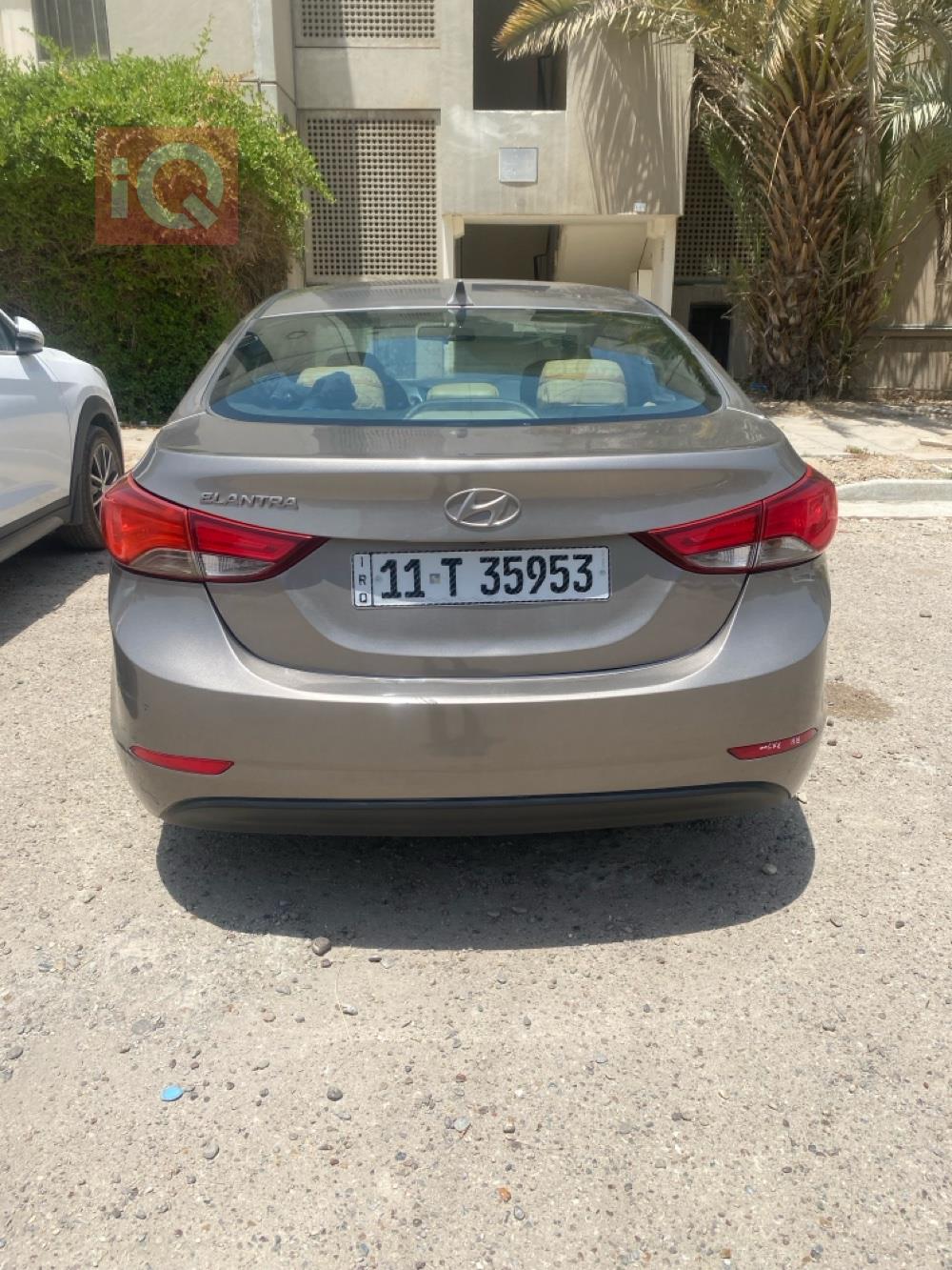 هیوندای ئەلەنترا